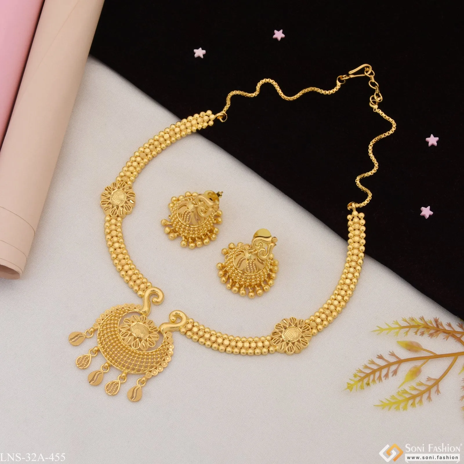 1 Gram Gold Plated Charming Design Gold Plated Necklace Set for Women - Style A455