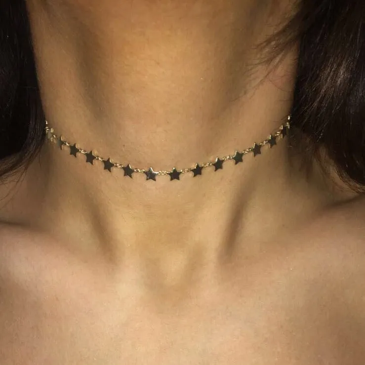 All Around Star Choker