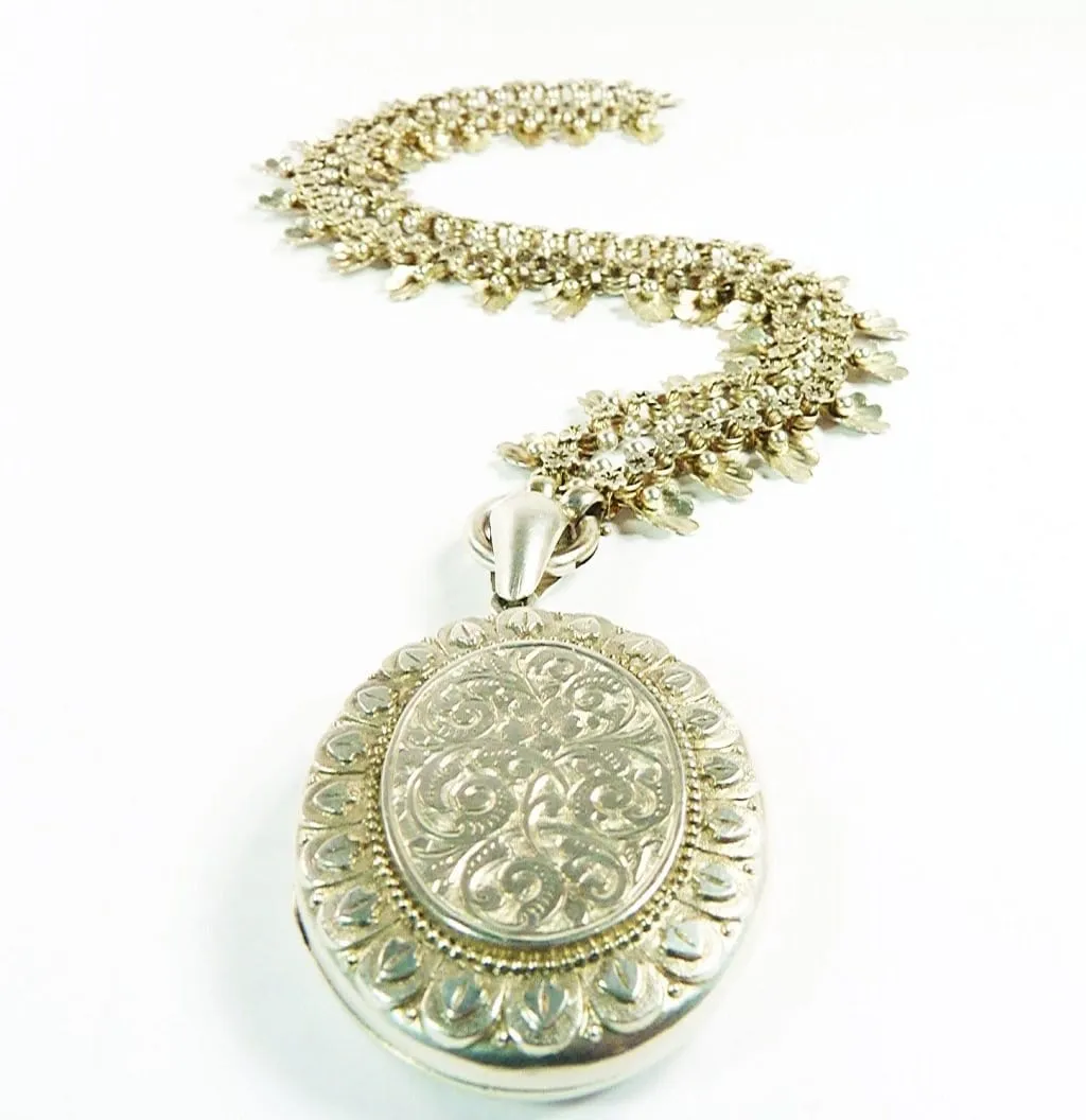 Cased Fully Hallmarked Victorian Sterling Silver Locket With Original 18 Inch Collar Necklace 1866