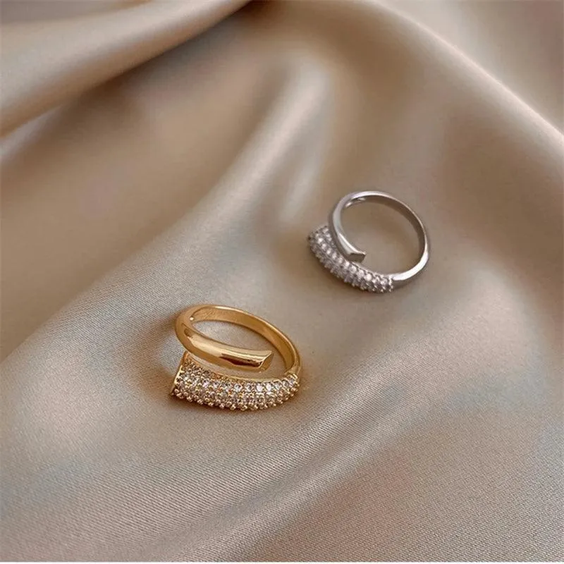 Creative Metal Golden Open Finger Rings Charm Jewelry XYS0142