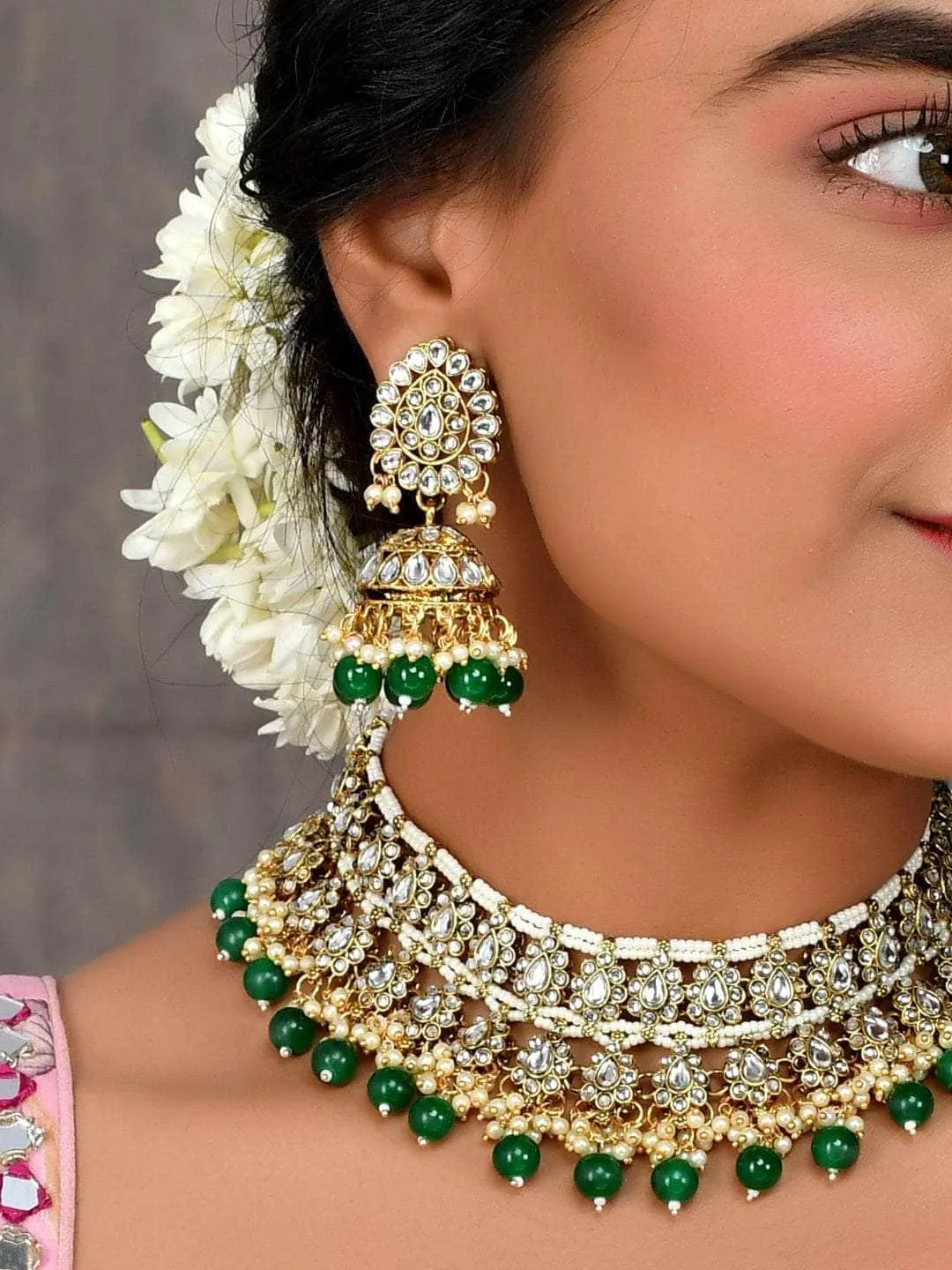 Delicate Kundan Choker Necklace