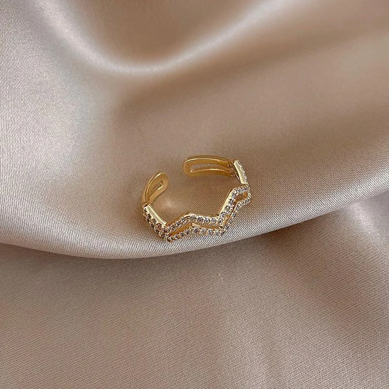 Double Waves Shape Crystal Golden Open Finger Rings Charm Jewelry XYS0151