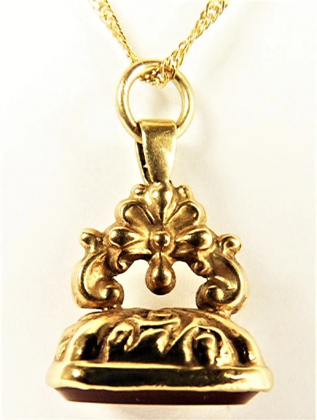 Fully Hallmarked Antique Victorian 9ct Gold And Carnelian Fob 1861 With Ornate 18 Inch Chain