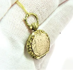 Georgian Pinchbeck Locket With 20 Inch Necklace