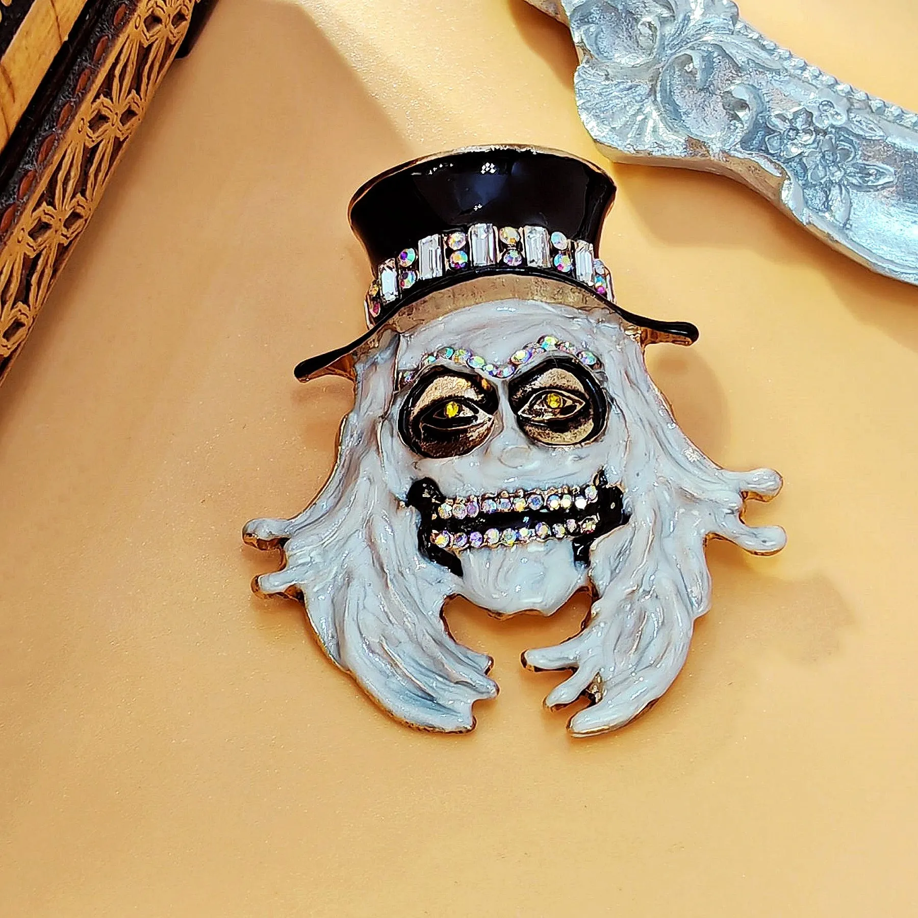 Gothic White Enamel Grim Grinning Ghost Brooch with Hat Scary Jewelry