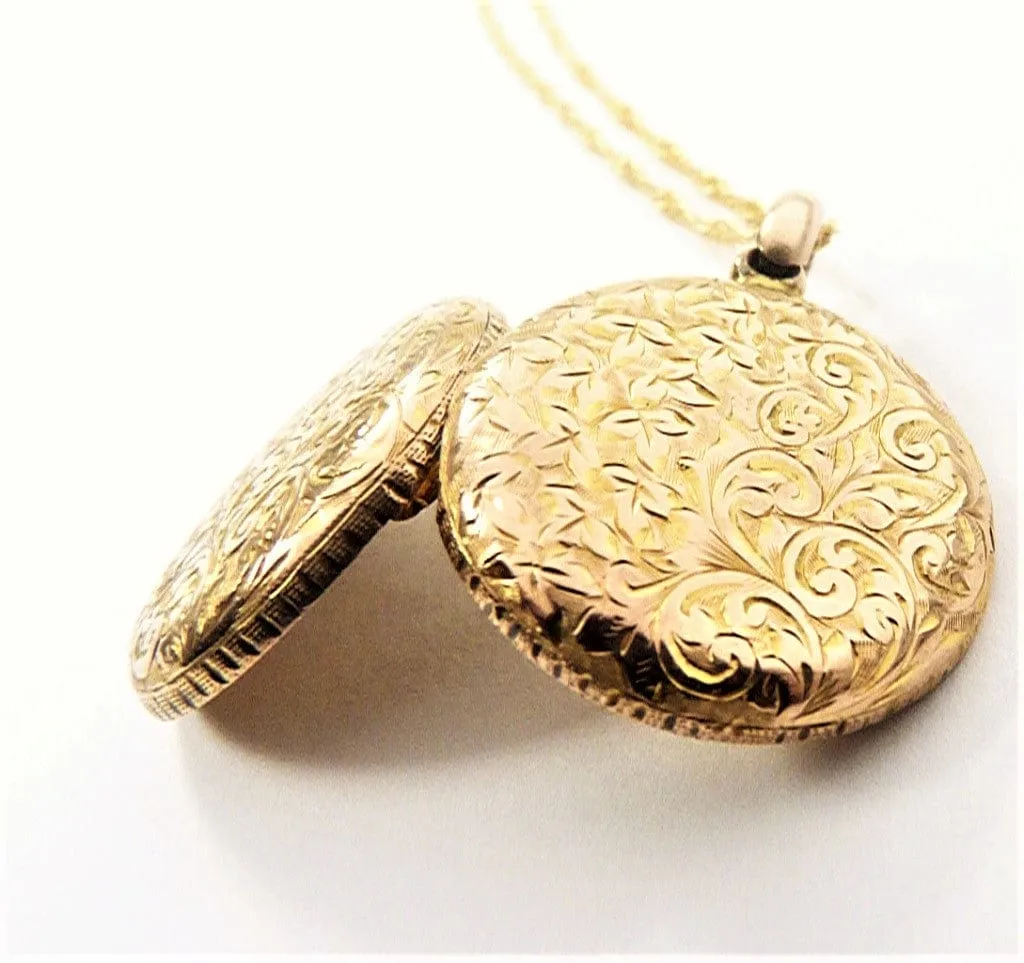 Ornate Deep Bodied Edwardian Date Fully Hallmarked 9 Carat Gold Locket 4.7 Grams B. H. Joseph & Co 1904 With 18 Inch Necklace