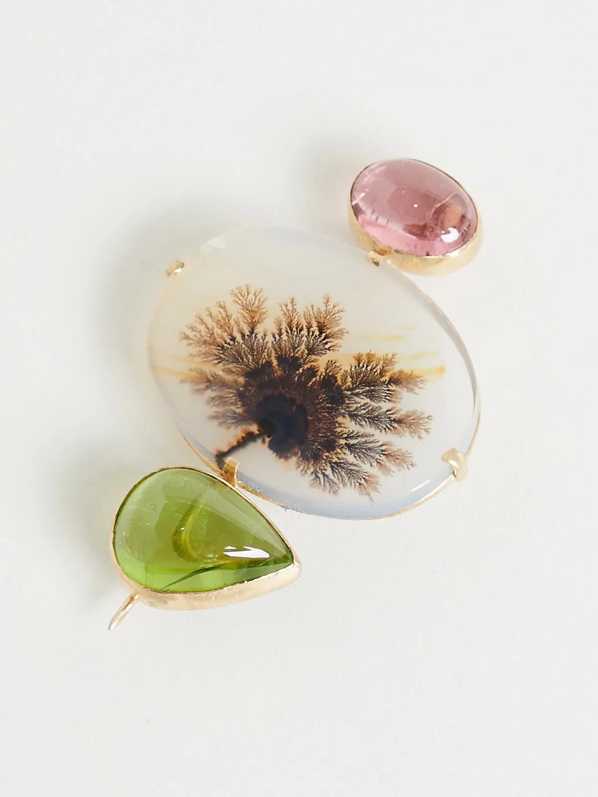 Pretty Dendritic Agate Pin Set With Large 5.68ct Pink Tourmaline On Top And Large 10.14ct Peridot Underneath In 18k Yellow Gold