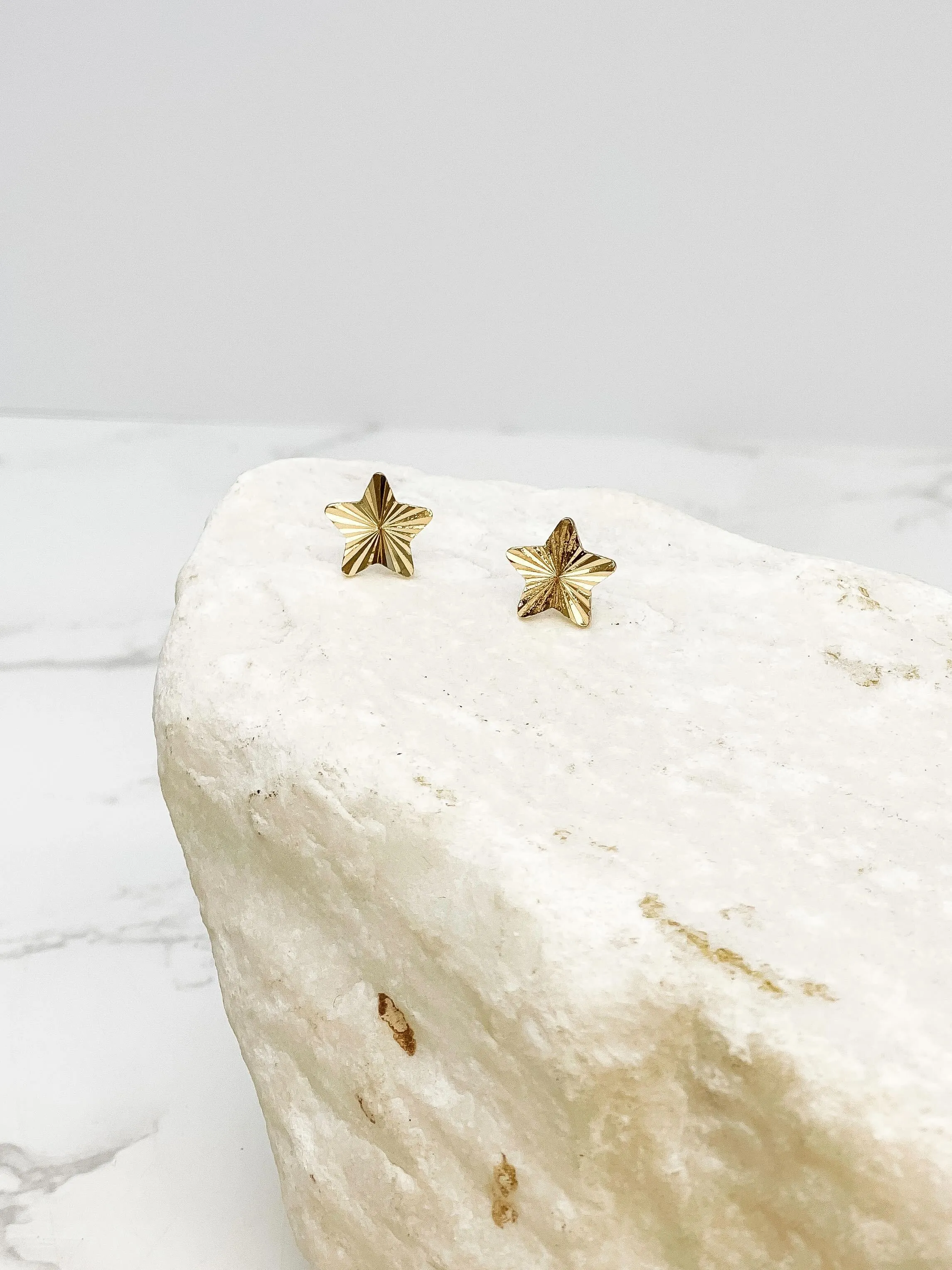 Shining Star Stud Earrings - Gold