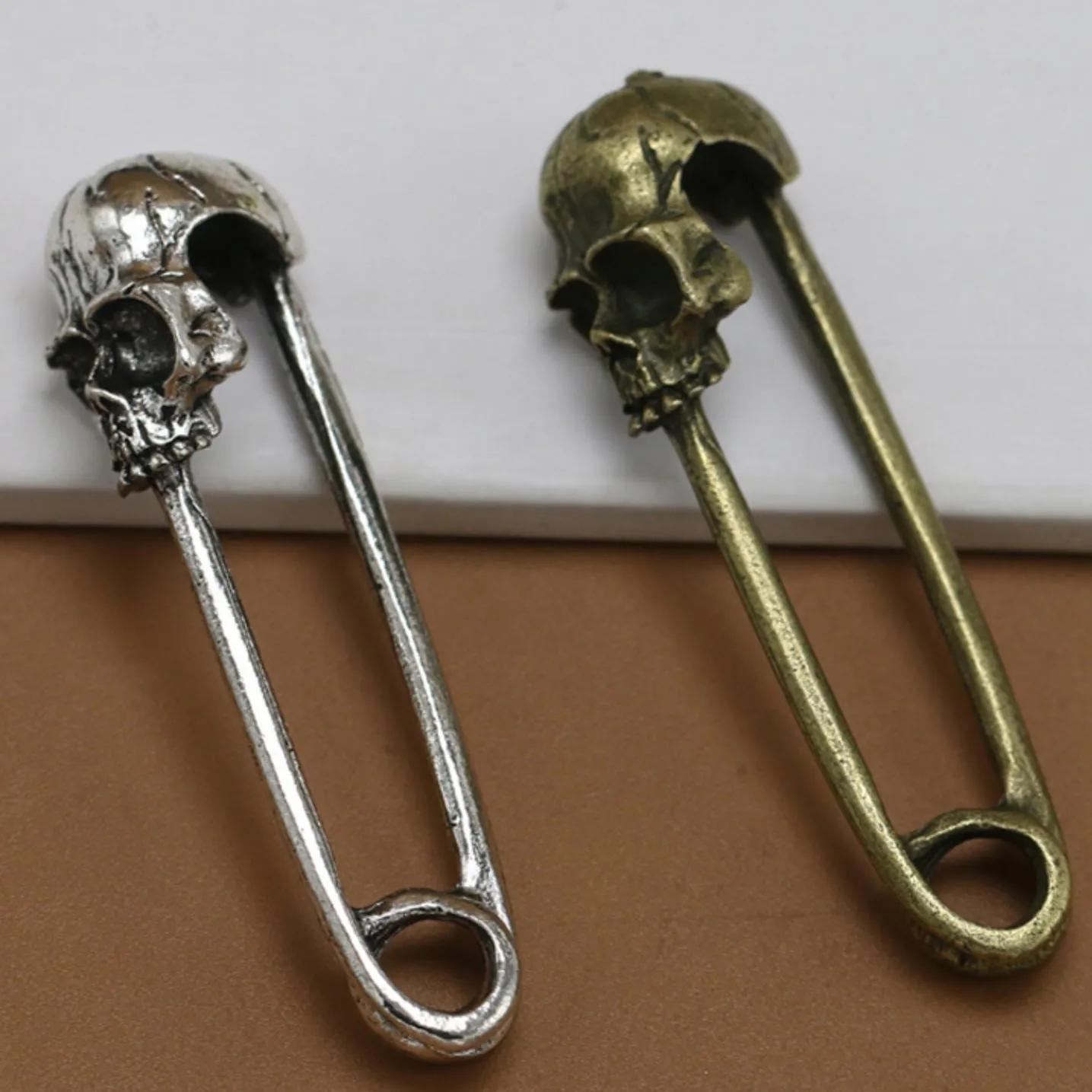 Skull Clothing Decorative Pin